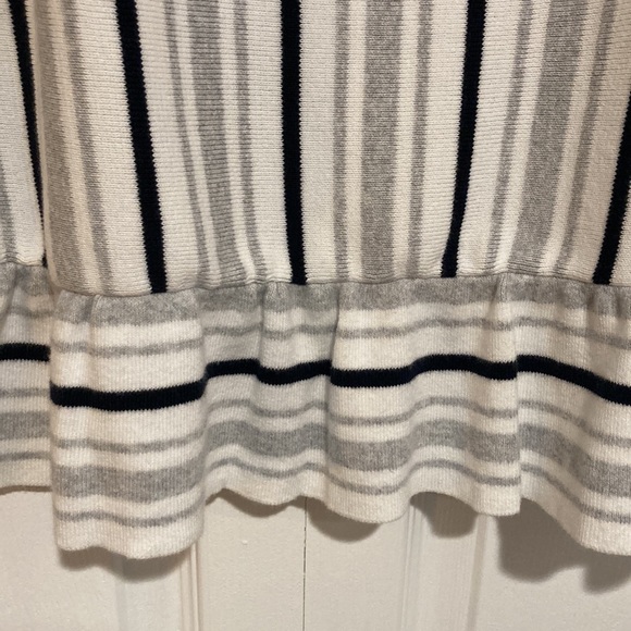 Banana Republic SWEATER TANK - Picture 6 of 8